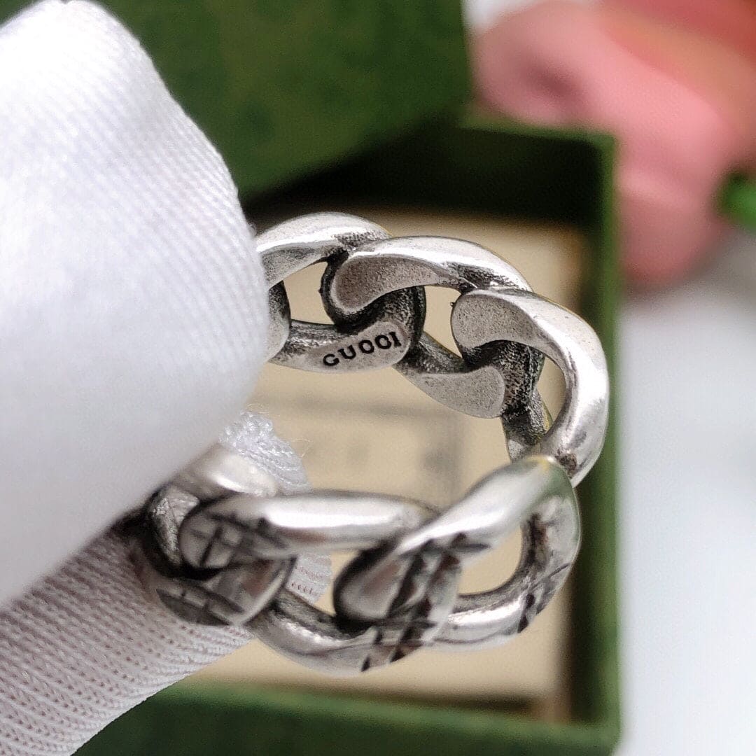 GG Ring