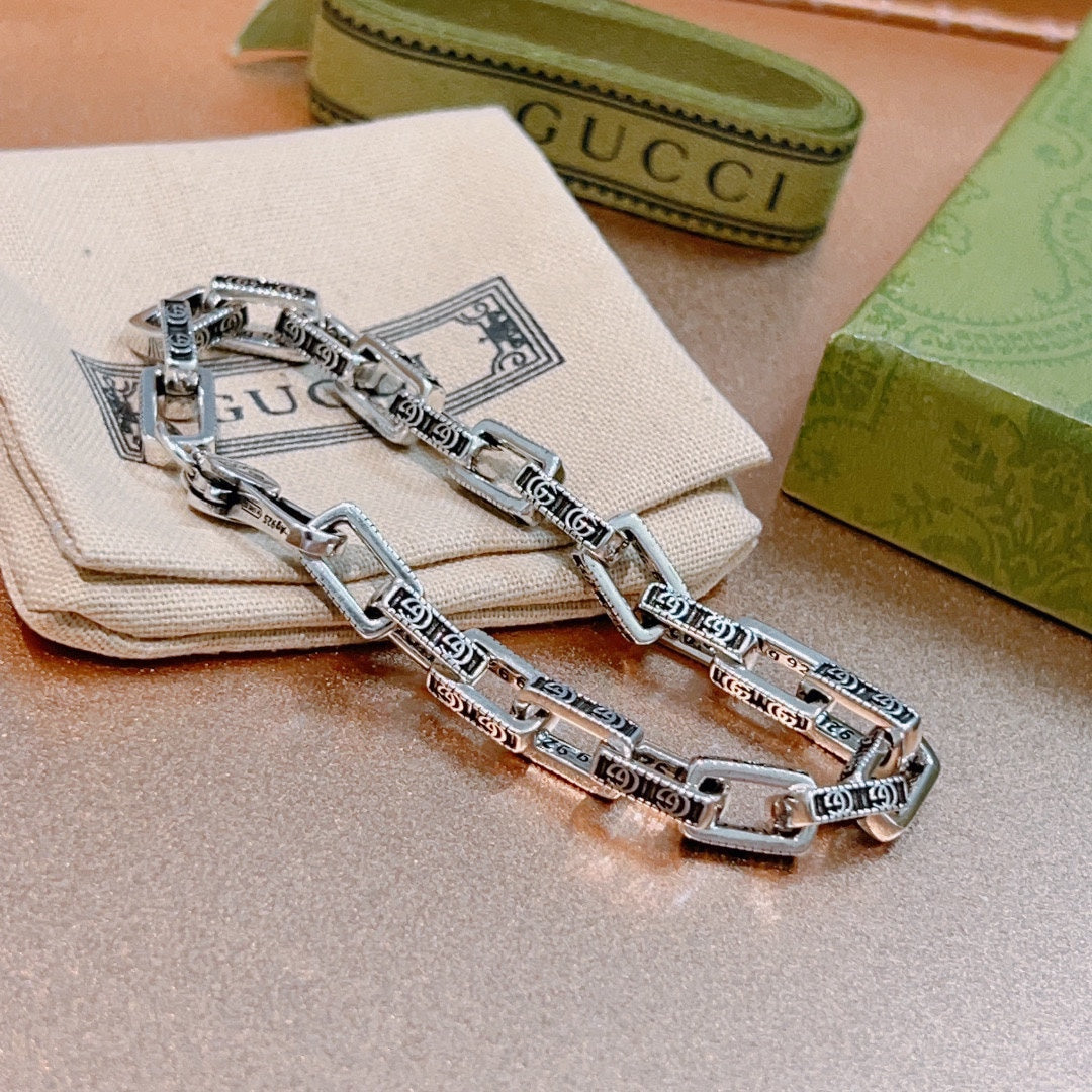 GG Interlocking G Chain Bracelet