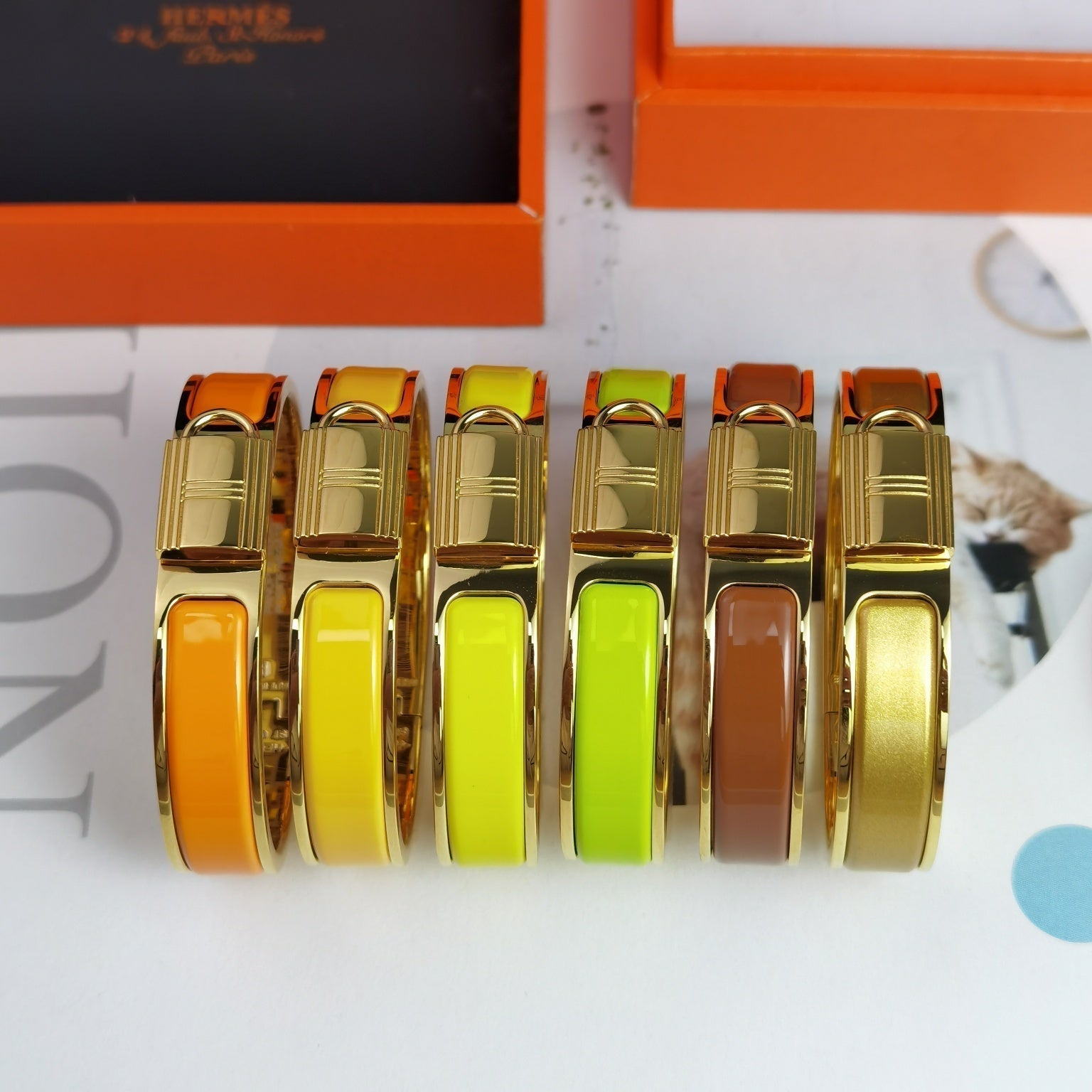 18K Clic Cadenas Yellow H Bracelet