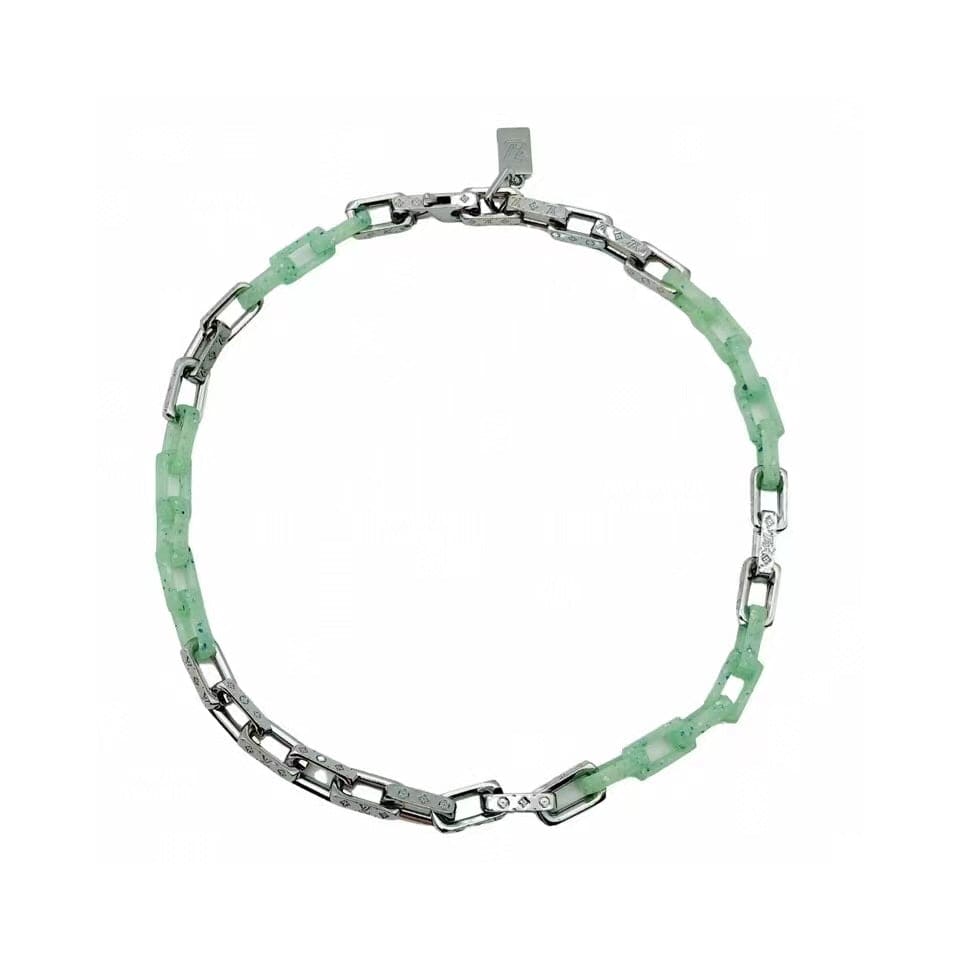 18K Louis Sculpture Necklace