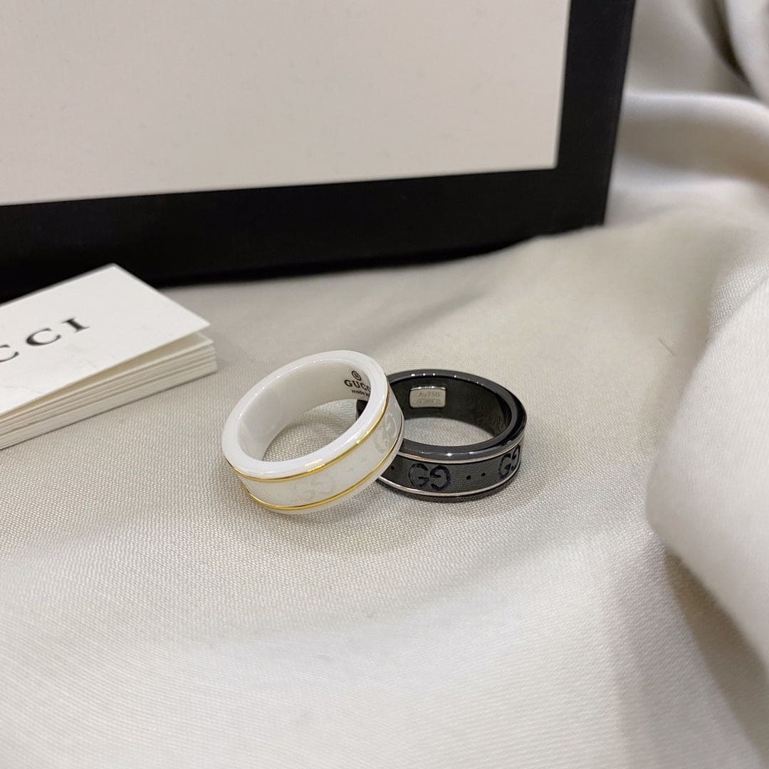 18K GG Icon White Zirconia Ring