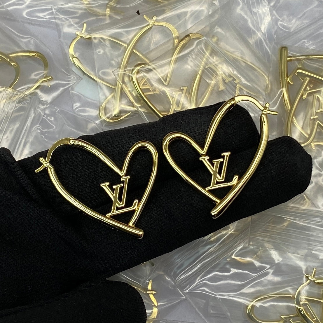 18K Louis Fall in Love Earrings