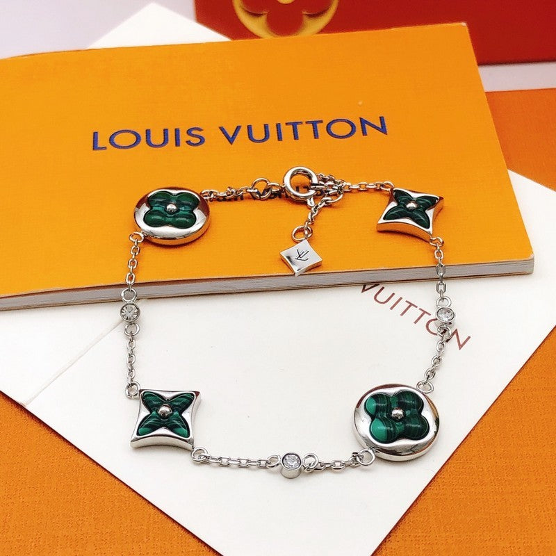 18K Louis Blossom Green Flower Bracelet