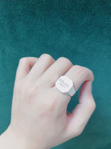 18K Triomphe Vintage Ring