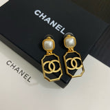 18K CC Black & White Pearl Gold Earrings