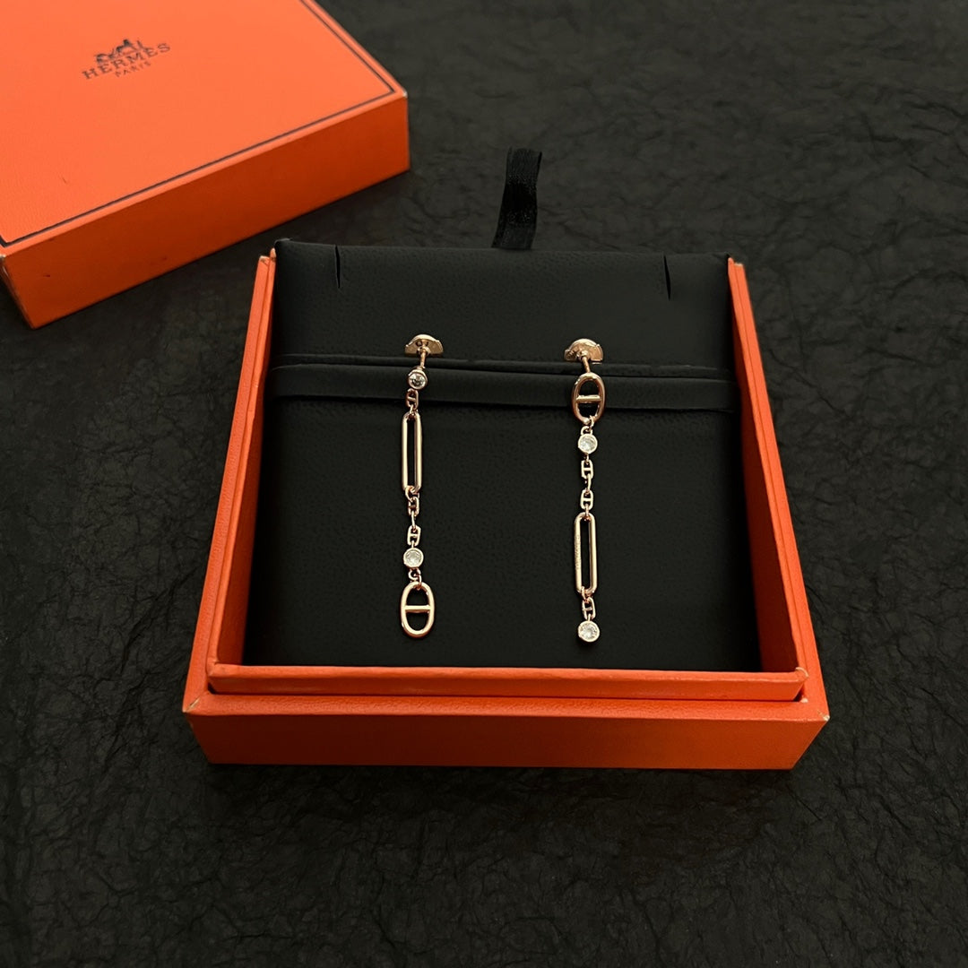 18K Chaine D'ancre Chaos H Earrings