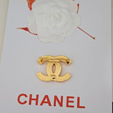 18K CC Uneven Gold Brooch