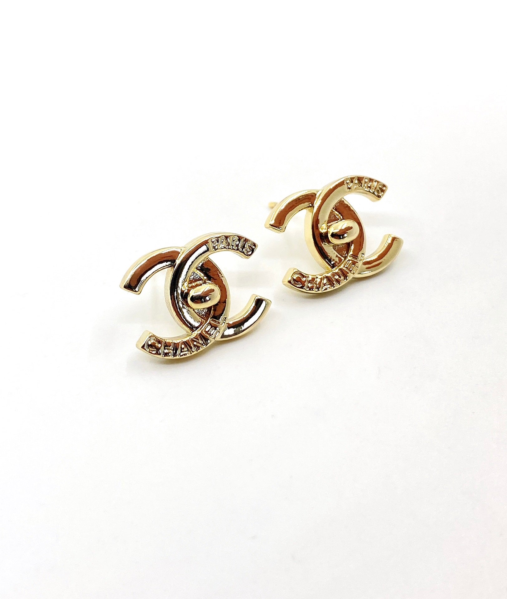 18K CC Gold Earrings