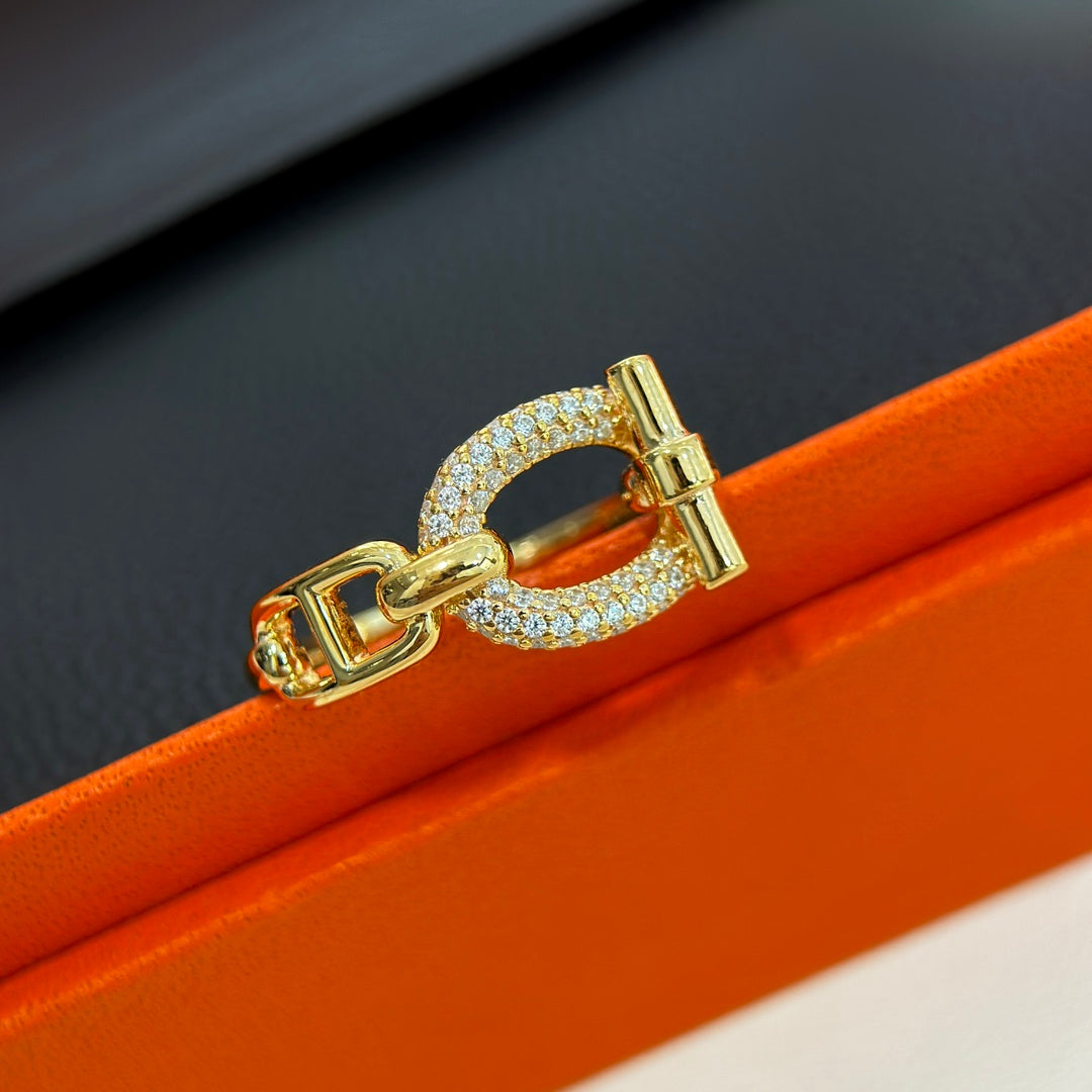 18K Adage H Ring