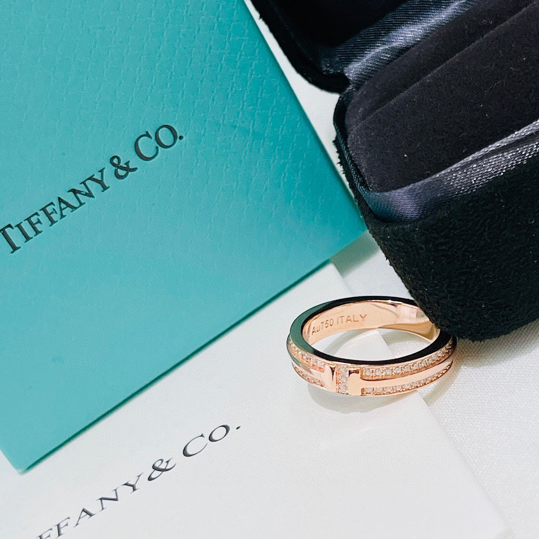 18K T Narrow Pave Diamond Ring